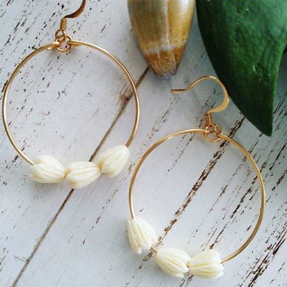 Pikake Hoop Earring | Hawaiian Flower Earrings | - Picture 2 of 2